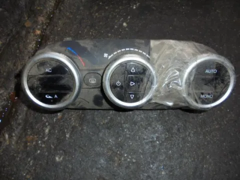 Χειριστήρια Καλοριφέρ για ALFA ROMEO GIULIETTA (2010 - 2016) (940) ΤΕΛΑΡΟ 5*253845 Χειριστήρια Καλοριφέρ για ALFA ROMEO GIULIETTA (2010 - 2016) (940) ΤΕΛΑΡΟ 5*253845