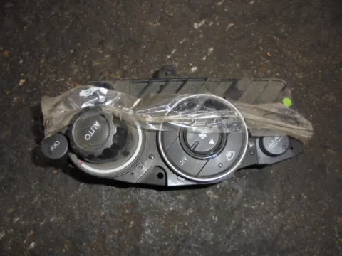 Χειριστήρια Καλοριφέρ για HONDA CIVIC (2006 - 2009) (FD - K - N) Χειριστήρια Καλοριφέρ για HONDA CIVIC (2006 - 2009) (FD - K - N)