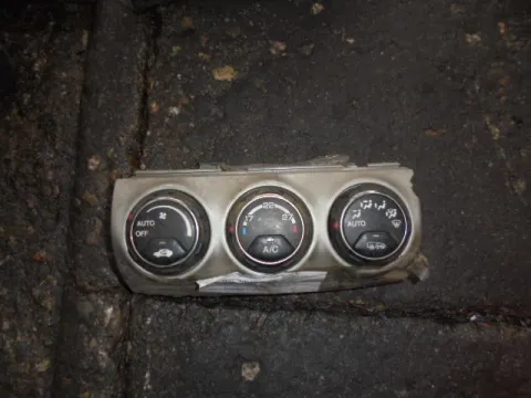 Χειριστήρια Καλοριφέρ για HONDA CRV (2007 - 2009) (RE) Χειριστήρια Καλοριφέρ για HONDA CRV (2007 - 2009) (RE)