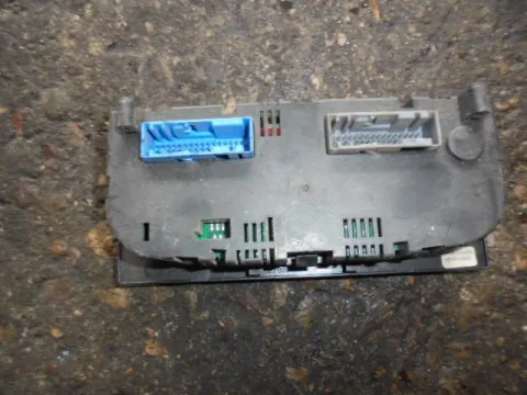 Χειριστήρια Καλοριφέρ 24442472 για OPEL ASTRA (1998 - 2004) G -  Χειριστήρια Καλοριφέρ 24442472 για OPEL ASTRA (1998 - 2004) G -