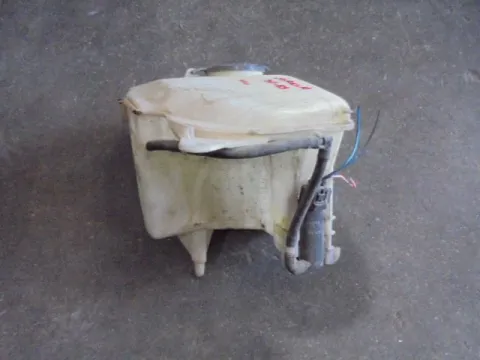Δοχείο Υαλοκαθαριστήρων Με Μοτέρ για TOYOTA COROLLA (1997 - 1999) (A111) Δοχείο Υαλοκαθαριστήρων Με Μοτέρ για TOYOTA COROLLA (1997 - 1999) (A111)