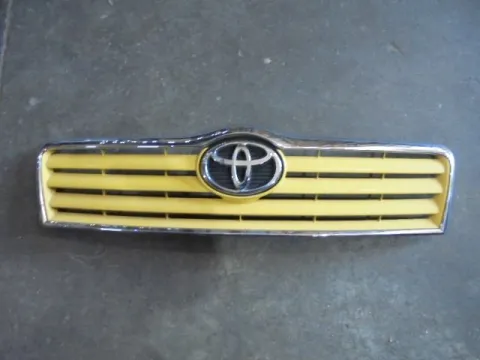 Μάσκα Με Σήμα για TOYOTA AVENSIS (2003 - 2006) (T250) Μάσκα Με Σήμα για TOYOTA AVENSIS (2003 - 2006) (T250)