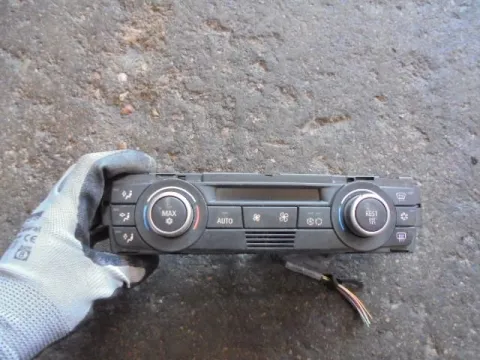Χειριστήρια Καλοριφέρ 64119147299-01 για BMW 1 Series (2004 - 2007) (E87) ΤΕΛΑΡΟ 5*253845 Χειριστήρια Καλοριφέρ 64119147299-01 για BMW 1 Series (2004 - 2007) (E87) ΤΕΛΑΡΟ 5*253845
