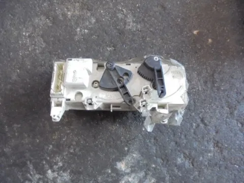 Χειριστήρια Καλοριφέρ για RENAULT MEGANE (1996 - 1998) (LA) (DA) (EA) (KA) ( -  Χειριστήρια Καλοριφέρ για RENAULT MEGANE (1996 - 1998) (LA) (DA) (EA) (KA) ( -