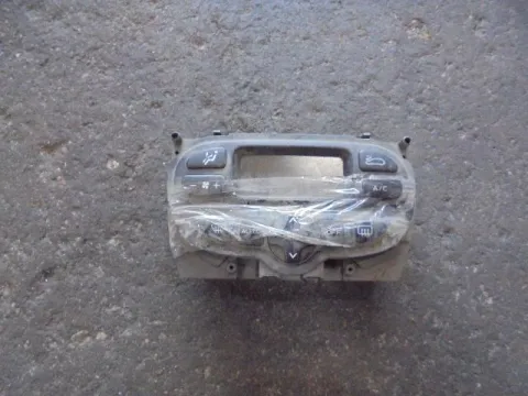 Χειριστήρια Καλοριφέρ για CITROEN XSARA PICASSO (1999 - 2004) (N68) Χειριστήρια Καλοριφέρ για CITROEN XSARA PICASSO (1999 - 2004) (N68)