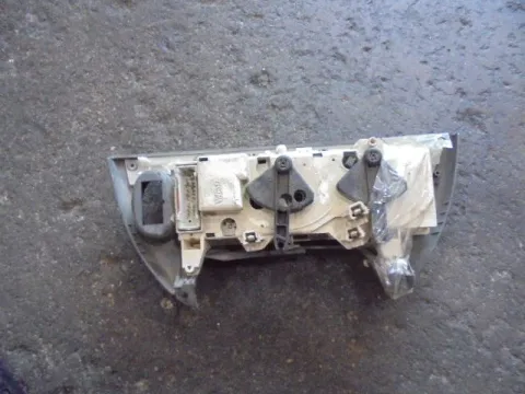 Χειριστήρια Καλοριφέρ για RENAULT SCENIC (2003 - 2006) (JM) -  Χειριστήρια Καλοριφέρ για RENAULT SCENIC (2003 - 2006) (JM) -