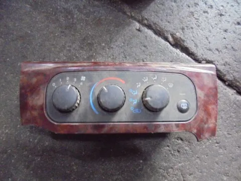 Χειριστήρια Καλοριφέρ 04596277AA για CHRYSLER SEBRING (1995 - 2001) (JX) Χειριστήρια Καλοριφέρ 04596277AA για CHRYSLER SEBRING (1995 - 2001) (JX)