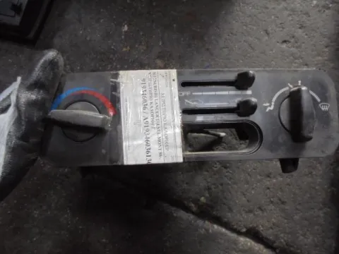 Χειριστήρια Καλοριφέρ για MITSUBISHI LANCER (1997 - 2004) (CK) / Diesel Χειριστήρια Καλοριφέρ για MITSUBISHI LANCER (1997 - 2004) (CK) / Diesel