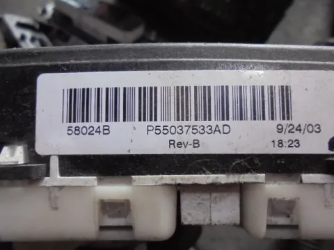 Χειριστήρια Καλοριφέρ P55037533AD για JEEP CHEROKEE (2002 -2005) (KJ) -  Χειριστήρια Καλοριφέρ P55037533AD για JEEP CHEROKEE (2002 -2005) (KJ) -
