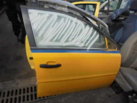 Πόρτα Εμπρός Δεξιά για OPEL VECTRA (2002 - 2005) C Πόρτα Εμπρός Δεξιά για OPEL VECTRA (2002 - 2005) C