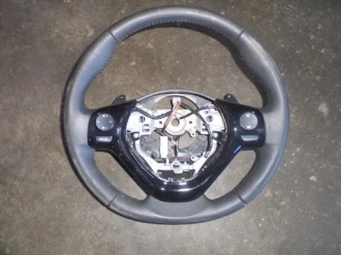 Τιμόνι (Βολάν) Με χειρηστήρια +F1 για PEUGEOT 108 (2014 - ) *Γ* Τιμόνι (Βολάν) Με χειρηστήρια +F1 για PEUGEOT 108 (2014 - ) *Γ*