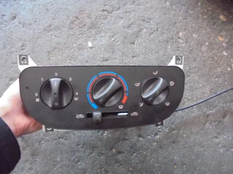 Χειριστήρια Καλοριφέρ για FIAT DOBLO (2006 - 2009) (119) Combi Χειριστήρια Καλοριφέρ για FIAT DOBLO (2006 - 2009) (119) Combi