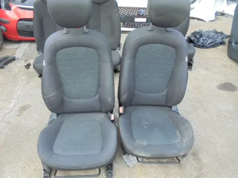 Καθίσματα Σετ Εμπρός Με Αερόσακους για HYUNDAI i20 (2009 - 2011) *Α* Καθίσματα Σετ Εμπρός Με Αερόσακους για HYUNDAI i20 (2009 - 2011) *Α*