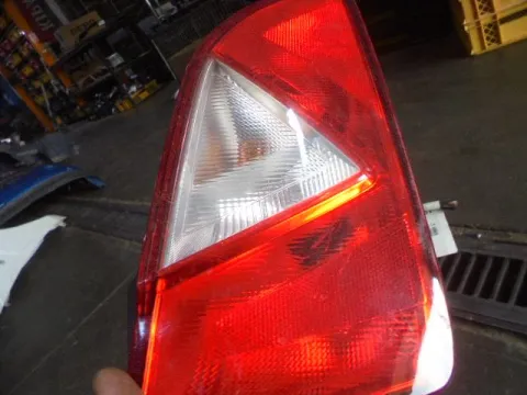 Φανάρι Πίσω Δεξί (Ελαττωματικό) για SEAT Mii (2013 - ) -  Φανάρι Πίσω Δεξί (Ελαττωματικό) για SEAT Mii (2013 - ) -