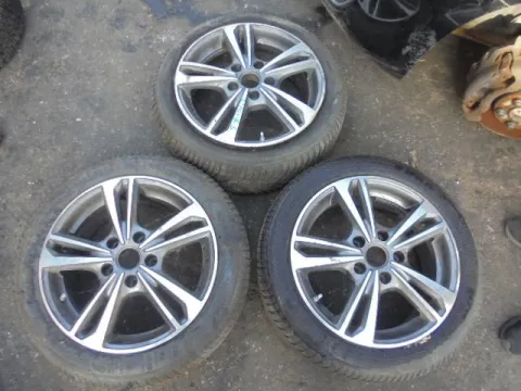 Ζαντολάστιχα 3ΤΕΜ. KLEBER 195/50/R16  για ΔΙΕΘΝΗ *Δ* Ζαντολάστιχα 3ΤΕΜ. KLEBER 195/50/R16  για ΔΙΕΘΝΗ *Δ*