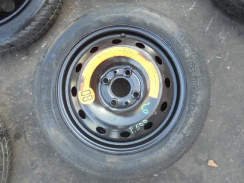 Ζαντολάστιχο ΡΕΖΕΡΒΑ PIRELLI 135/80/14 για FIAT 500 (2007 - 2016) *Δ* Ζαντολάστιχο ΡΕΖΕΡΒΑ PIRELLI 135/80/14 για FIAT 500 (2007 - 2016) *Δ*