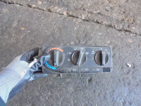 Χειριστήρια Καλοριφέρ για CHEVROLET - DAEWOO NUBIRA (2000 - 2003) (J150) ΤΕΛΑΡΟ *1* Χειριστήρια Καλοριφέρ για CHEVROLET - DAEWOO NUBIRA (2000 - 2003) (J150) ΤΕΛΑΡΟ *1*