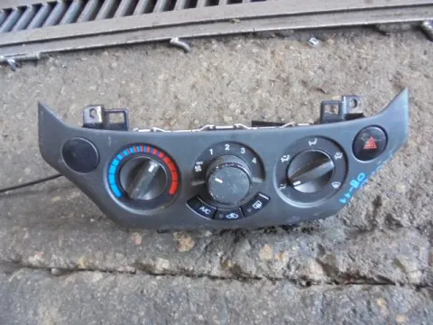 Χειριστήρια Καλοριφέρ για CHEVROLET - DAEWOO AVEO (2008 - 2011) (T250) Χειριστήρια Καλοριφέρ για CHEVROLET - DAEWOO AVEO (2008 - 2011) (T250)