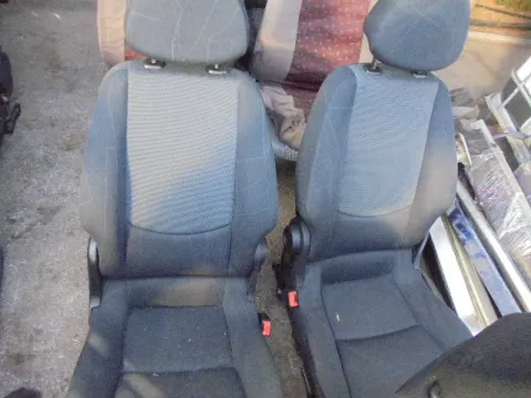 Καθίσματα Σετ Εμπρός Με Αερόσακους για SMART FORFOUR (2004 - 2006) (454) Hatchback - 5dr *Α* Καθίσματα Σετ Εμπρός Με Αερόσακους για SMART FORFOUR (2004 - 2006) (454) Hatchback - 5dr *Α*