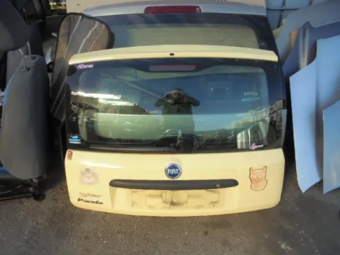 Πορτ-Μπαγκάζ ( Λίγο Χτυπημένο ) για FIAT PANDA (2004 - 2009 ) (169) *Γ* Πορτ-Μπαγκάζ ( Λίγο Χτυπημένο ) για FIAT PANDA (2004 - 2009 ) (169) *Γ*