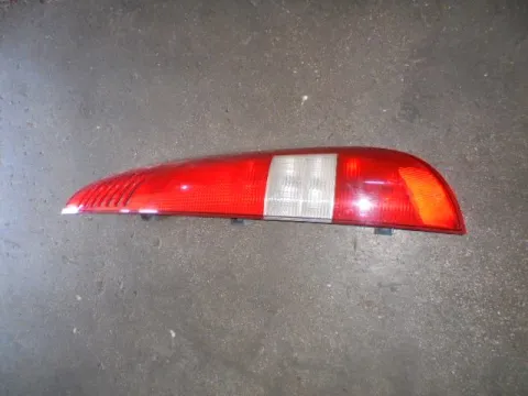 Φανάρι Πίσω Δεξί για MERCEDES VANEO (2002 - 2005) (W414) Φανάρι Πίσω Δεξί για MERCEDES VANEO (2002 - 2005) (W414)