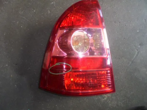 Φανάρι Πίσω Αριστερό (Ραγισμένο) για TOYOTA COROLLA (2004 - 2007) (E120) S-Wagon - 5dr Φανάρι Πίσω Αριστερό (Ραγισμένο) για TOYOTA COROLLA (2004 - 2007) (E120) S-Wagon - 5dr