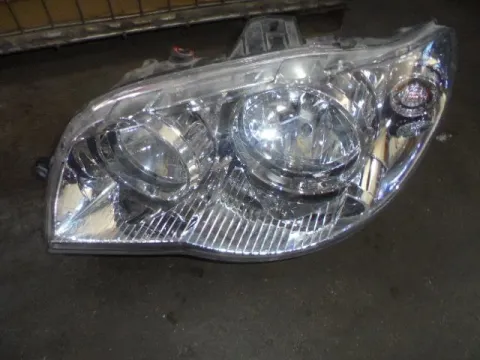 Φανάρι Εμπρός Αριστερό για FIAT STRADA (2004 - 2009) (178E) Φανάρι Εμπρός Αριστερό για FIAT STRADA (2004 - 2009) (178E)