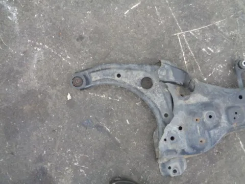 Ψαλίδι Εμπρός Αριστερό για NISSAN MICRA (2011 - 2013) (K13) *ΔΒ* ΠΑΛΕΤΑ *205* Ψαλίδι Εμπρός Αριστερό για NISSAN MICRA (2011 - 2013) (K13) *ΔΒ* ΠΑΛΕΤΑ *205*