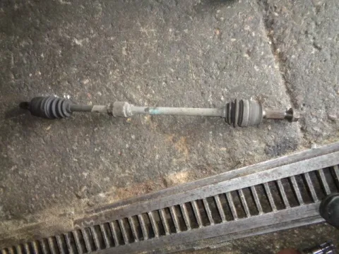 Ημιαξόνιο Εμπρός Δεξί για HYUNDAI GETZ (2002 - 2005) (TB) Ημιαξόνιο Εμπρός Δεξί για HYUNDAI GETZ (2002 - 2005) (TB)