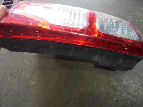 Φανάρι Πίσω Δεξί (Σπασμένες Βάσεις) για DAIHATSU TERIOS (2006 - 2009) (J200) - 