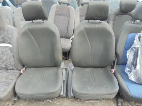 Καθίσματα Σετ Εμπρός Με Αερόσακους για TOYOTA YARIS (2006 - 2009) (KL9) *Α* Καθίσματα Σετ Εμπρός Με Αερόσακους για TOYOTA YARIS (2006 - 2009) (KL9) *Α*