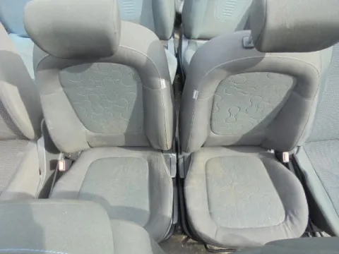 Καθίσματα Σετ Εμπρός Με Αερόσακους για HYUNDAI i20 (2009 - 2011) *Α* Καθίσματα Σετ Εμπρός Με Αερόσακους για HYUNDAI i20 (2009 - 2011) *Α*