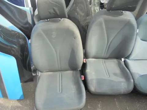 Καθίσματα Σετ Εμπρός Με Αερόσακους για TOYOTA YARIS (2006 - 2009) (KL9) *Α* Καθίσματα Σετ Εμπρός Με Αερόσακους για TOYOTA YARIS (2006 - 2009) (KL9) *Α*