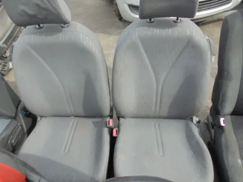 Καθίσματα Σετ Εμπρός Με Αερόσακους για TOYOTA YARIS (2006 - 2009) (KL9) Hatchback - 3dr , (2009 - 2012) (XP90)  *Α* Καθίσματα Σετ Εμπρός Με Αερόσακους για TOYOTA YARIS (2006 - 2009) (KL9) Hatchback - 3dr , (2009 - 2012) (XP90)  *Α*