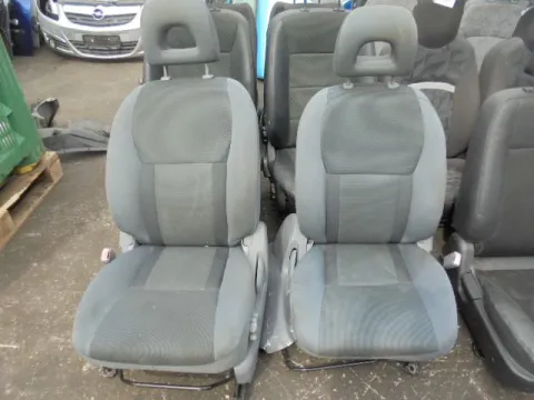 Καθίσματα Σετ Εμπρός για TOYOTA RAV-4 (2004 - 2005) (XA20) *Α* Καθίσματα Σετ Εμπρός για TOYOTA RAV-4 (2004 - 2005) (XA20) *Α*