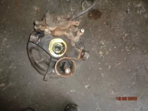 Άκρο Πλήρες Εμπρός Δεξί για NISSAN D22 (1998 - 2001)