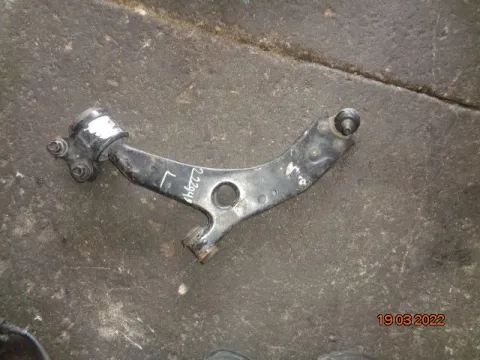 Ψαλίδι Εμπρός Αριστερό για FORD FOCUS (2004 - 2008) Mk2a (DA3 - C307) Ψαλίδι Εμπρός Αριστερό για FORD FOCUS (2004 - 2008) Mk2a (DA3 - C307)