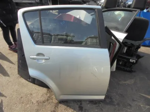 Πόρτα Πίσω Δεξιά για DAIHATSU SIRION (2006 - ) (M300) (M301) *Ε* Πόρτα Πίσω Δεξιά για DAIHATSU SIRION (2006 - ) (M300) (M301) *Ε*