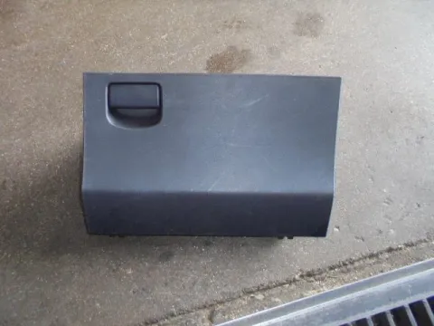 Ντουλαπάκι για TOYOTA YARIS (2009 - 2012) (XP90) *Γ* Ντουλαπάκι για TOYOTA YARIS (2009 - 2012) (XP90) *Γ*