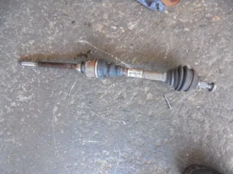 Ημιαξόνιο Εμπρός Δεξί Με ABS για PEUGEOT 206 (2002 - 2008) SW / 1600 9HZ (DV6TED4) Diesel 109 HDi Ημιαξόνιο Εμπρός Δεξί Με ABS για PEUGEOT 206 (2002 - 2008) SW / 1600 9HZ (DV6TED4) Diesel 109 HDi