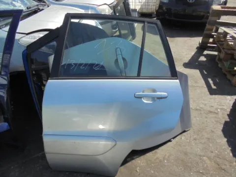 Πόρτα Πίσω Αριστερή για TOYOTA RAV-4 (2004 - 2005) (XA20) *Ε* Πόρτα Πίσω Αριστερή για TOYOTA RAV-4 (2004 - 2005) (XA20) *Ε*