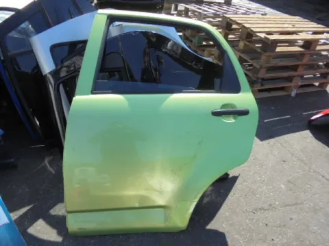 Πόρτα Πίσω Αριστερή (Λίγο Χτυπημένη) για DAIHATSU TERIOS  ( 2006 - 2009 ) ( J200 ) *Ε* Πόρτα Πίσω Αριστερή (Λίγο Χτυπημένη) για DAIHATSU TERIOS  ( 2006 - 2009 ) ( J200 ) *Ε*