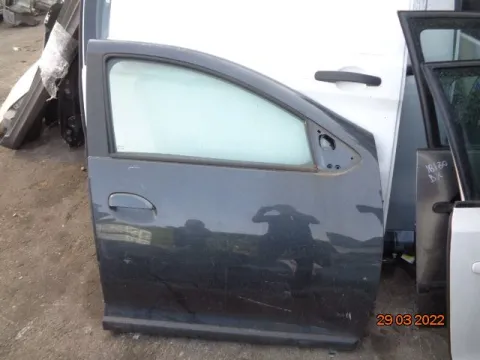 Πόρτα Εμπρός Δεξιά για DACIA LOGAN (2014 - 2019 ) II (F-L) *Γ* Πόρτα Εμπρός Δεξιά για DACIA LOGAN (2014 - 2019 ) II (F-L) *Γ*