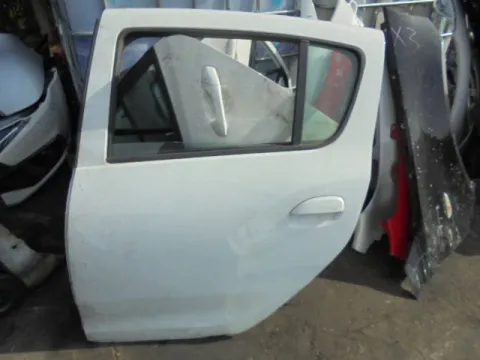 Πόρτα Πίσω Αριστερή για DACIA SANDERO (2013 - 2016) Hatchback - 5dr , Hatchback - 5dr Stepway , (2016 - 2020)  *Γ* Πόρτα Πίσω Αριστερή για DACIA SANDERO (2013 - 2016) Hatchback - 5dr , Hatchback - 5dr Stepway , (2016 - 2020)  *Γ*