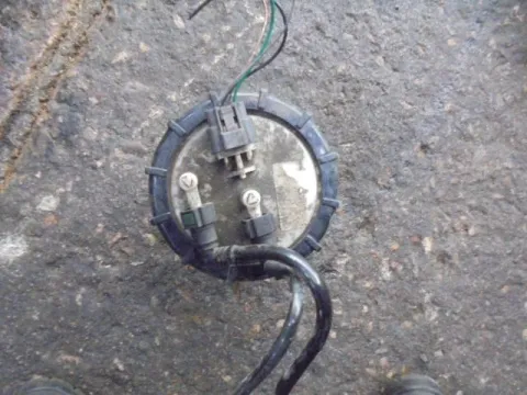 Αντλία Καυσίμου (Τρόμπα Βενζίνης) για NISSAN D40 NAVARA (2005 - 2010) Αντλία Καυσίμου (Τρόμπα Βενζίνης) για NISSAN D40 NAVARA (2005 - 2010)