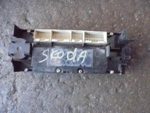 Χειριστήρια Καλοριφέρ για SKODA OCTAVIA (2000 - 2008) 4 (1U2-5) -  Χειριστήρια Καλοριφέρ για SKODA OCTAVIA (2000 - 2008) 4 (1U2-5) -