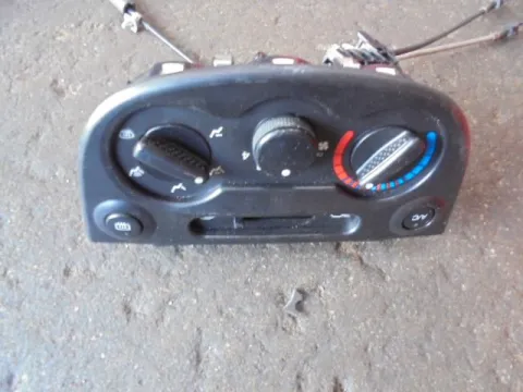 Χειριστήρια Καλοριφέρ για CHEVROLET - DAEWOO MATIZ (2005 - 2010) (M200) Χειριστήρια Καλοριφέρ για CHEVROLET - DAEWOO MATIZ (2005 - 2010) (M200)