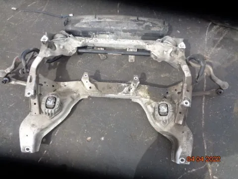 Γέφυρα Εμπρός Πλαίσιο για BMW 3 Series (2005 - 2008) (E90-1-2-3) *ΔΒ* ΠΑΛΕΤΑ *247* Γέφυρα Εμπρός Πλαίσιο για BMW 3 Series (2005 - 2008) (E90-1-2-3) *ΔΒ* ΠΑΛΕΤΑ *247*