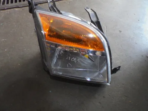 Φανάρι Εμπρός Δεξί (Ελαττωματική Βάση) για FORD FUSION (2006 - 2011) (JU) Φανάρι Εμπρός Δεξί (Ελαττωματική Βάση) για FORD FUSION (2006 - 2011) (JU)