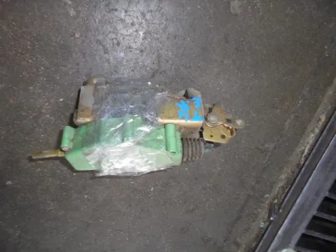 Ηλεκτρομαγνητική Κλειδαριά Εμπρός Δεξιά 4pin για VW TRANSPORTER (1991 - 1996) (70X) (T4) , (1997 - 2003) (70X) (T4) Ηλεκτρομαγνητική Κλειδαριά Εμπρός Δεξιά 4pin για VW TRANSPORTER (1991 - 1996) (70X) (T4) , (1997 - 2003) (70X) (T4)